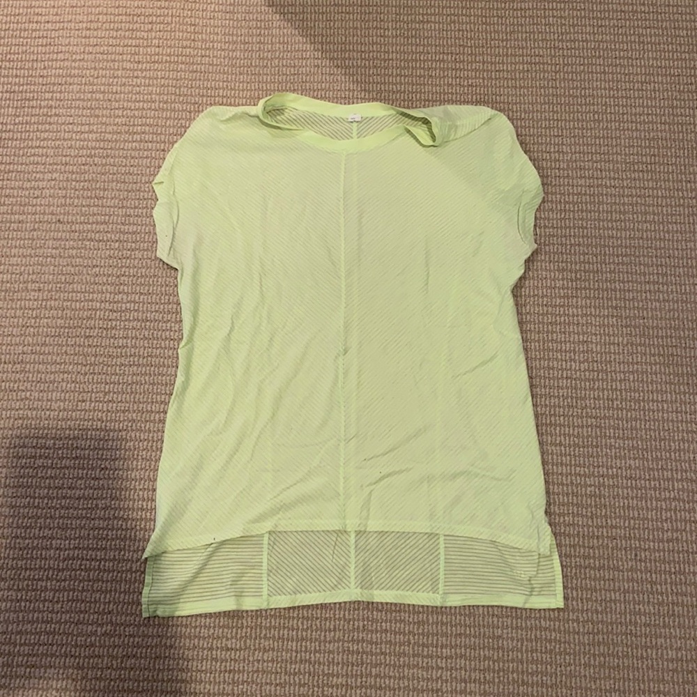 Lululemon top